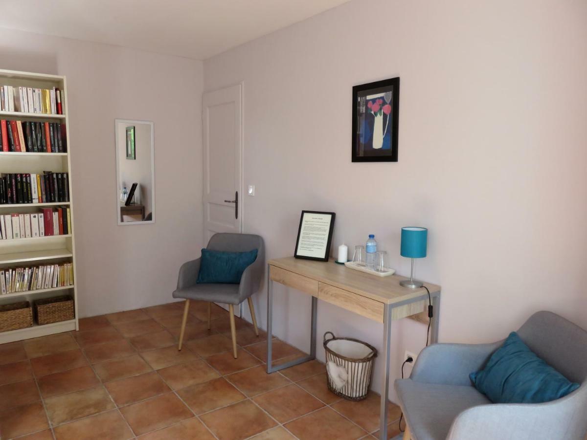 L'Oustalet Bed & Breakfast Uzès Dış mekan fotoğraf